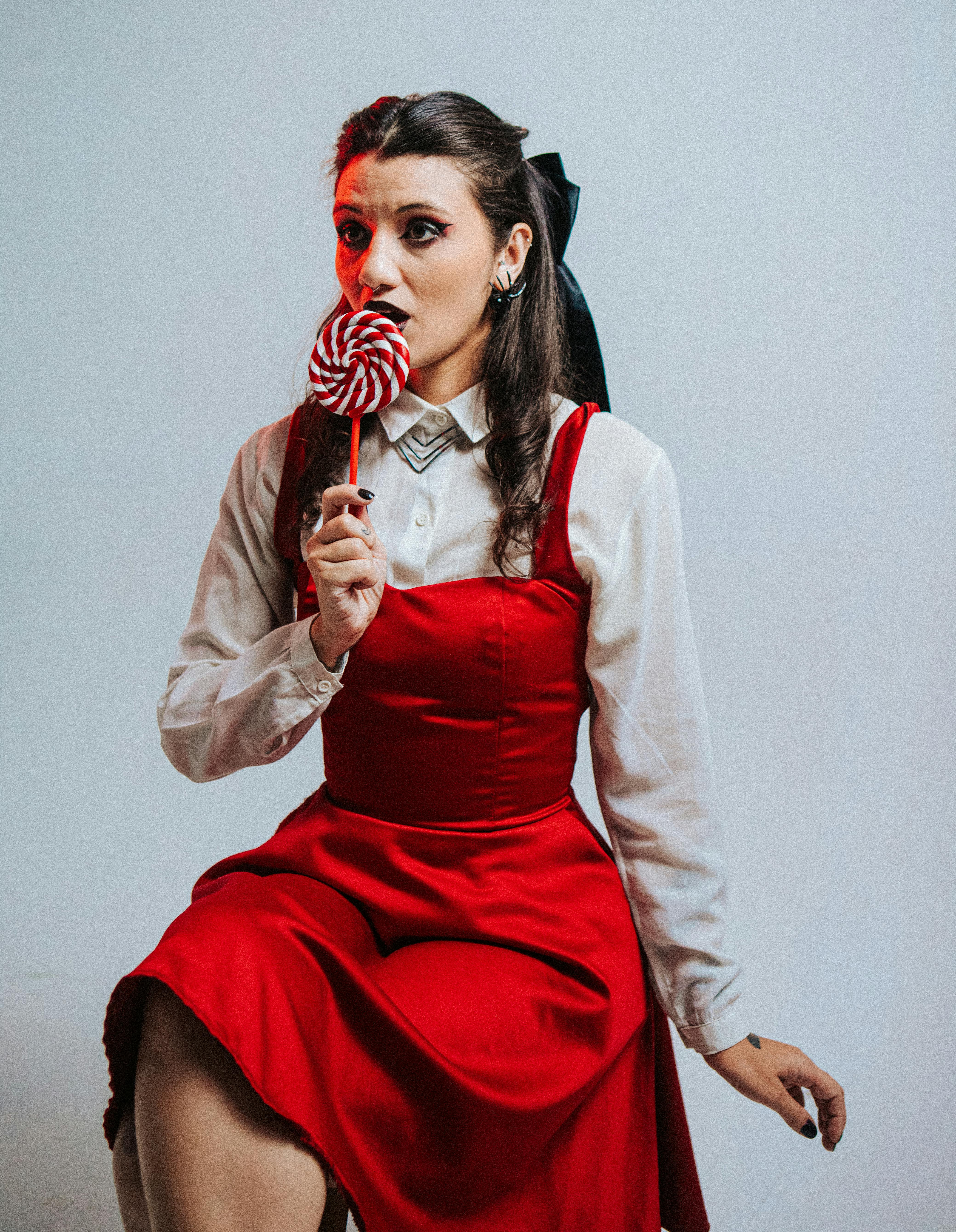 Elegantes Haarstyling-Ergebnis – perfekte Balayage und Colorationen